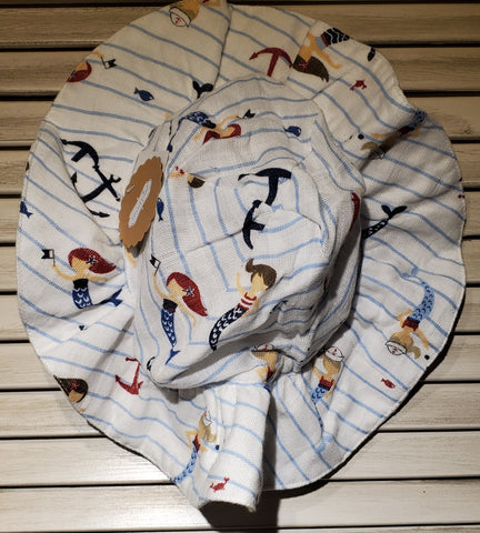 Infant Sailaway Muslin Hat w/chin cord